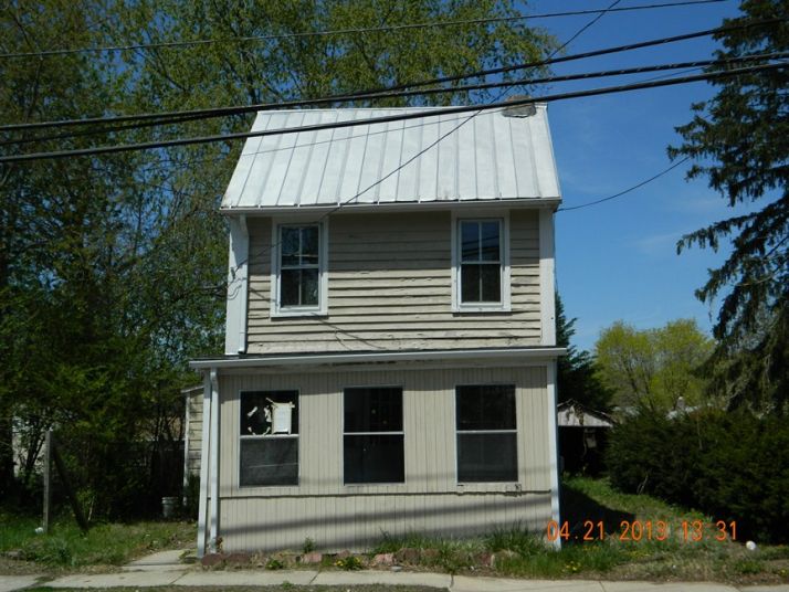 111 Front St, Frederica, DE 19946