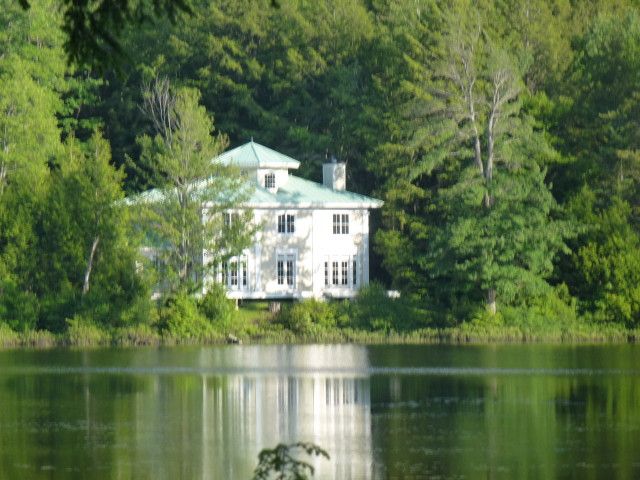 1281 Cole Pond Road, Jamaica, VT 05343