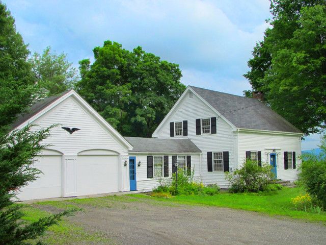 40 Bellows Falls Road, Putney, VT 05346