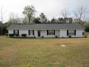 705 Dixie Dr, Enterprise, AL 36330