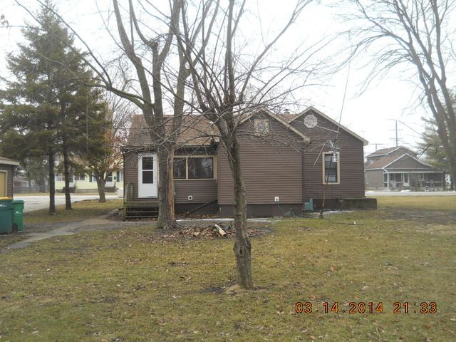 170 W Maple St, Coal City, IL 60416