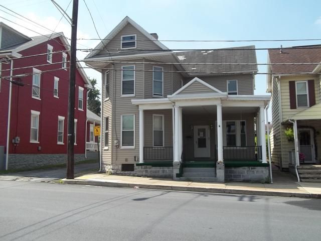 238 E Mckinley St, Chambersburg, PA 17201