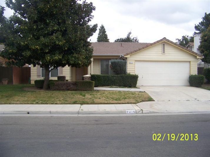 2415 S Sabre Ave, Fresno, CA 93727