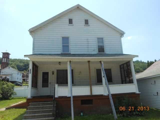 734 Jefferson Ave, Beaverdale, PA 15921