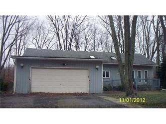 509 Stillwater Dr, Pocono Summit, PA 18346