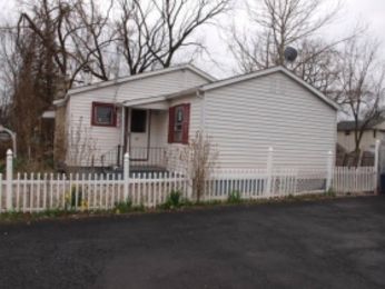 25 Keystone Ave, Morrisville, PA 19067