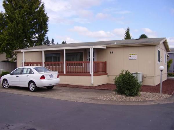 18485 SW Pacific Dr #88, Tualatin, OR 97062