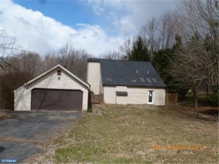 10 Ledum Run Rd, West Grove, PA 19390