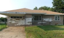 406 Fairview Ave Blackwell, OK 74631