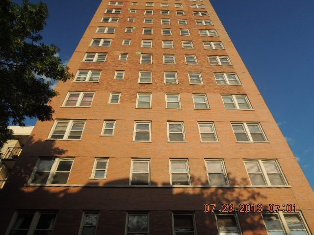 5400 S Harper Ave Unit 403, Chicago, IL 60615