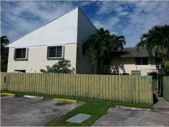 8480 Sw 156 Pl #602, Miami, FL 33193