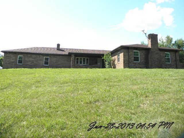 3846 Akin Ln, Burlington, KY 41005