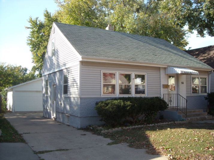 511 S Hawthorne Ave, Sioux Falls, SD 57104