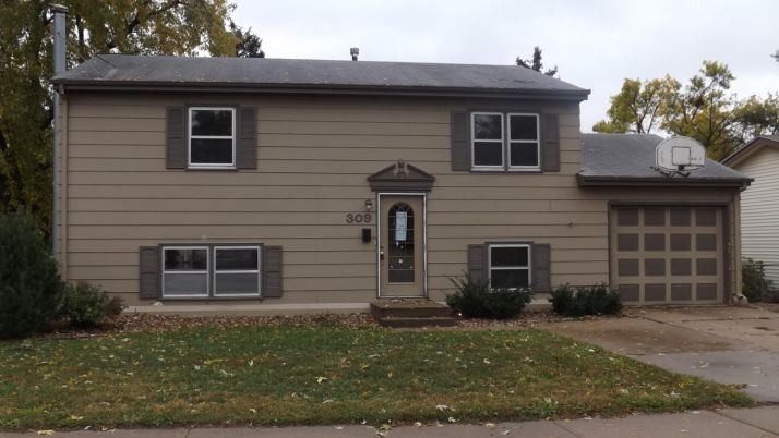 309 E 41st St, Sioux Falls, SD 57105