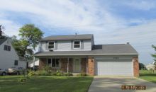 2782 Regency Dr Lake Orion, MI 48359