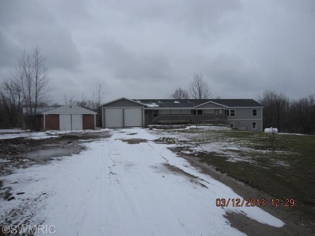 4430 Hayes St, Coopersville, MI 49404