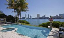 3916 ISLAND ESTATES DR North Miami Beach, FL 33160