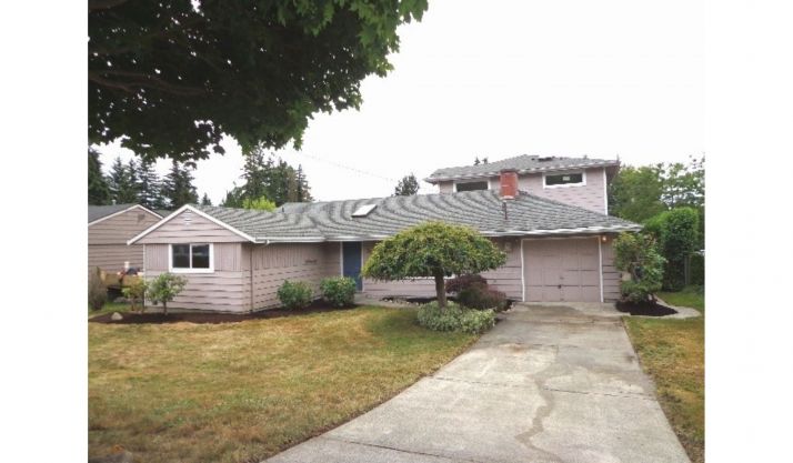 21424 90th Ave W, Edmonds, WA 98026