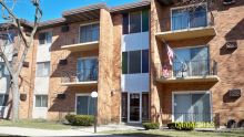 4137 W 97th Pl Apt 211 Oak Lawn, IL 60453