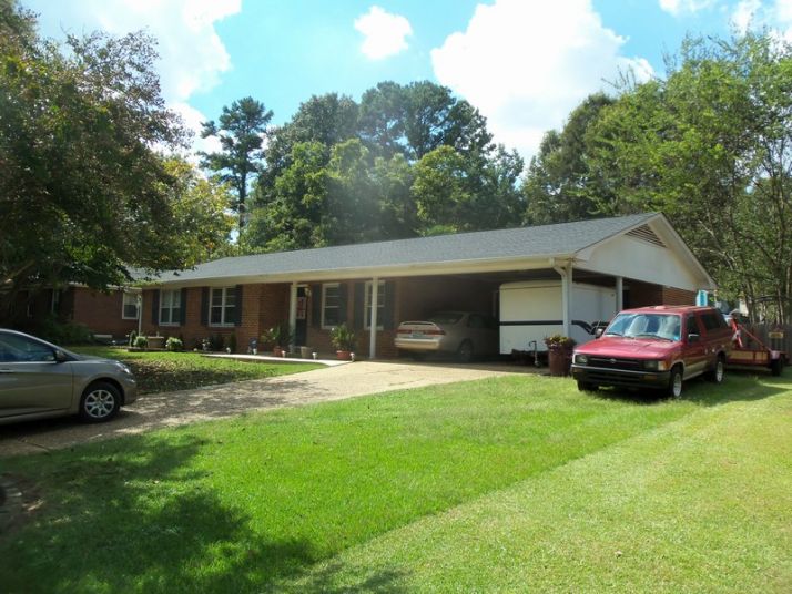 2706 31ST AVE. WAY, Northport, AL 35476