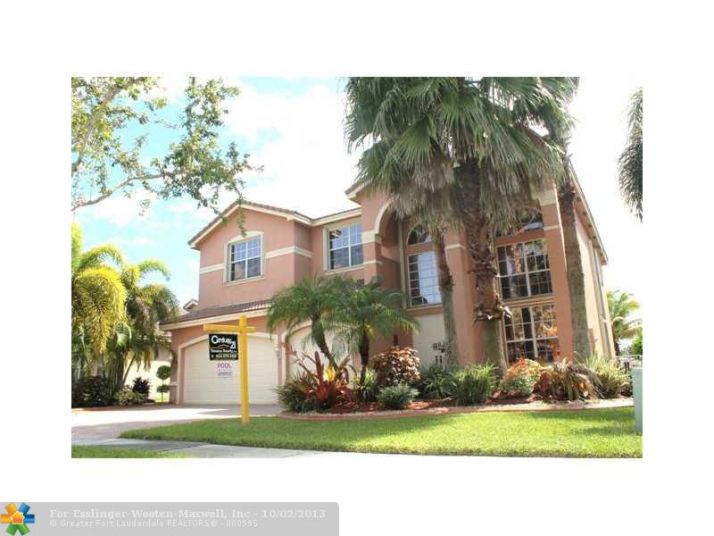 18540 SW 52ND ST, Hollywood, FL 33029