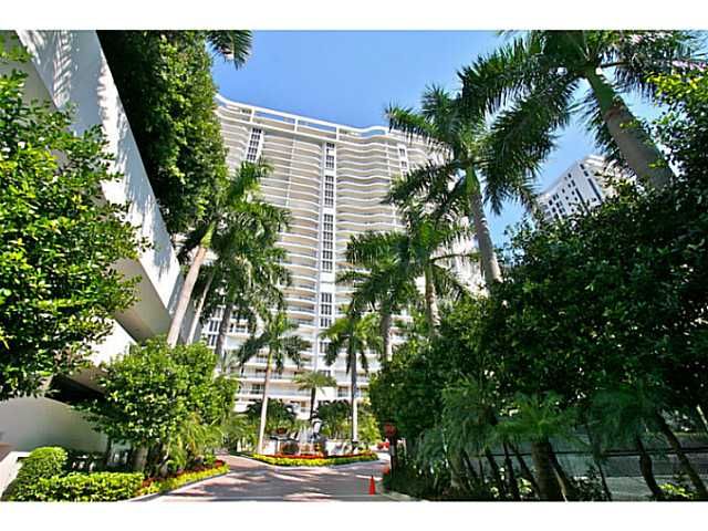 7000 ISLAND BL # 1007, North Miami Beach, FL 33160