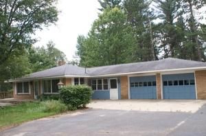 4875 Warner Dr, Grayling, MI 49738