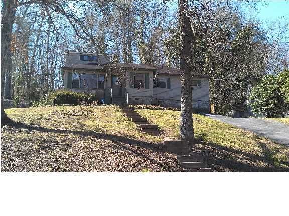 810 Manchester Dr, Chattanooga, TN 37415