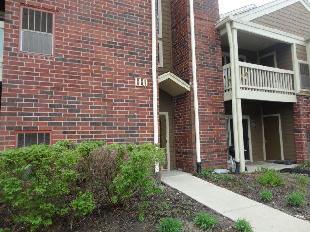 110 Glengarry Dr Apt 306, Bloomingdale, IL 60108