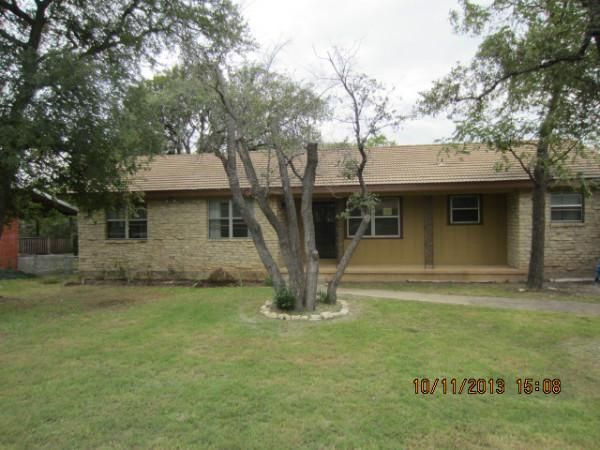 6 Sue Ann Dr, Lampasas, TX 76550