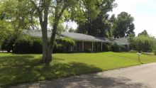 420 Forrest Ct Columbus, MS 39702