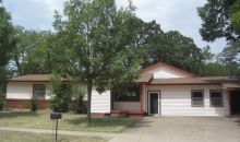 511 Buena Vista Dr Hurst, TX 76053