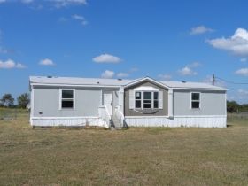 4105 Adriels Ln, Venus, TX 76084