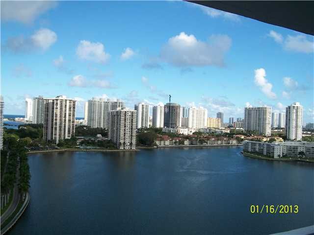 2780 NE 183 ST # 1816, North Miami Beach, FL 33160