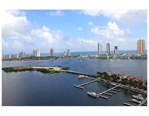 7000 ISLAND BL # 2409, North Miami Beach, FL 33160