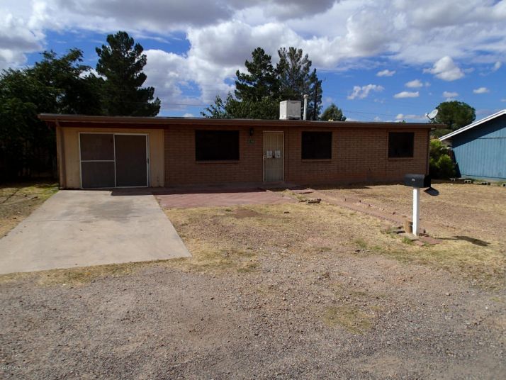 216 N Martha Ln, Sierra Vista, AZ 85635