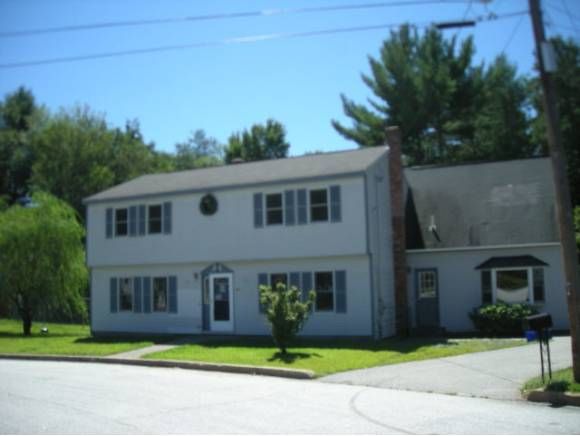 69 Kaunas Cir, Manchester, NH 03102