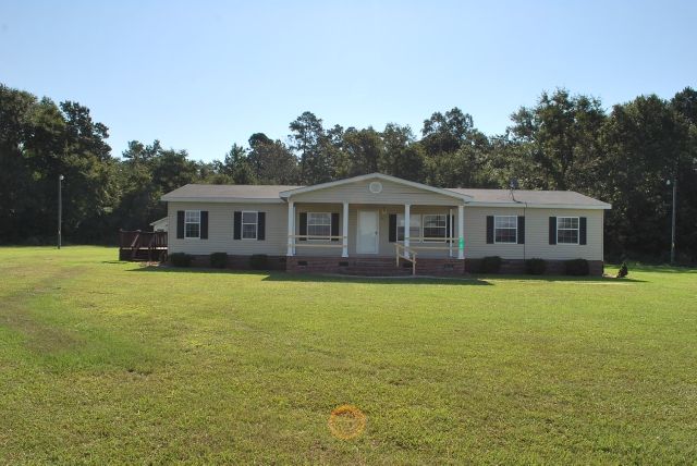 322 Chardonay Drive, Maxton, NC 28364