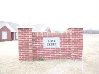 11 Mill Creek Ct., Muscle Shoals, AL 35661