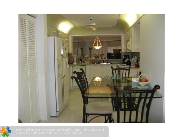 7437 Granville Dr # 205, Fort Lauderdale, FL 33321