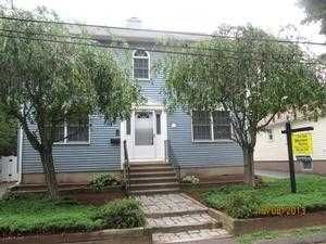 8 Altman St, Branford, CT 06405