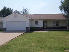 110 Goins Rd, Grove, OK 74344