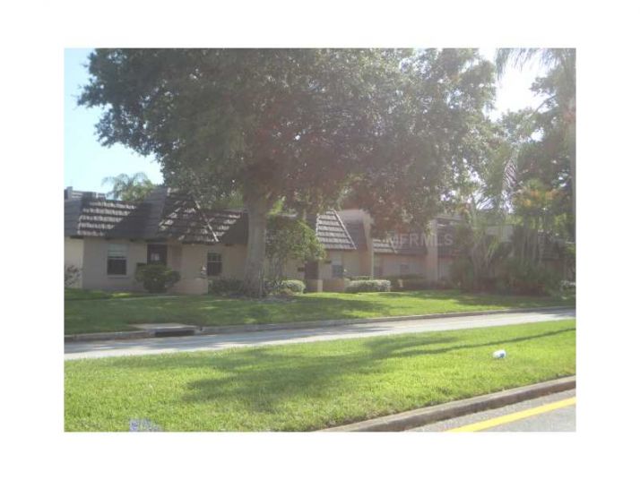 401 Cordova Grn, Seminole, FL 33777