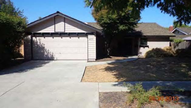 407 Meadowbrook Street, Tulare, CA 93274