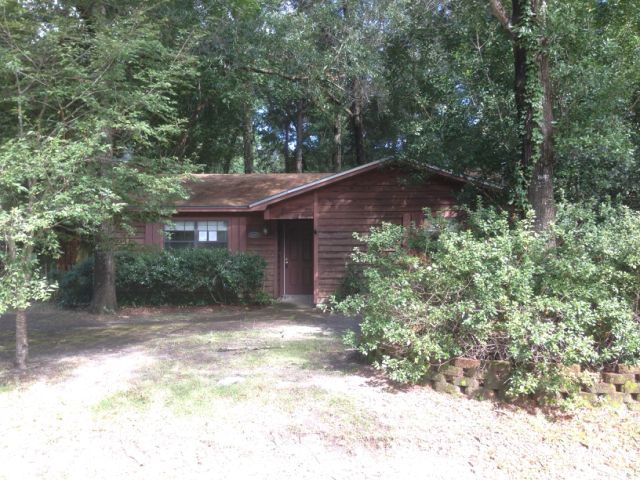 6215 Alamo Drive, Tallahassee, FL 32303