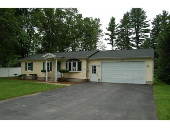 10 Horsepond Ave, Nashua, NH 03063