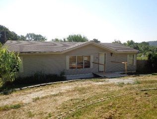 848 Hooten Town Rd, Crane, MO 65633