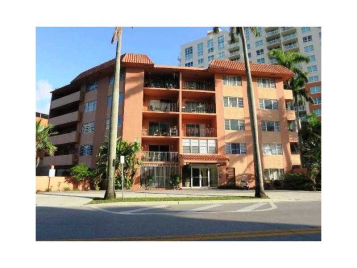 419 Ne 19th St Apt 503, Miami, FL 33132