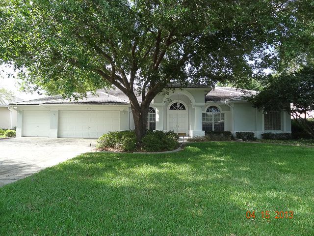 3172 Crescent Oaks Blvd, Tarpon Springs, FL 34688