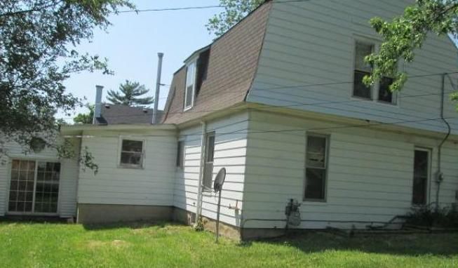 223 Leonard St, Belding, MI 48809